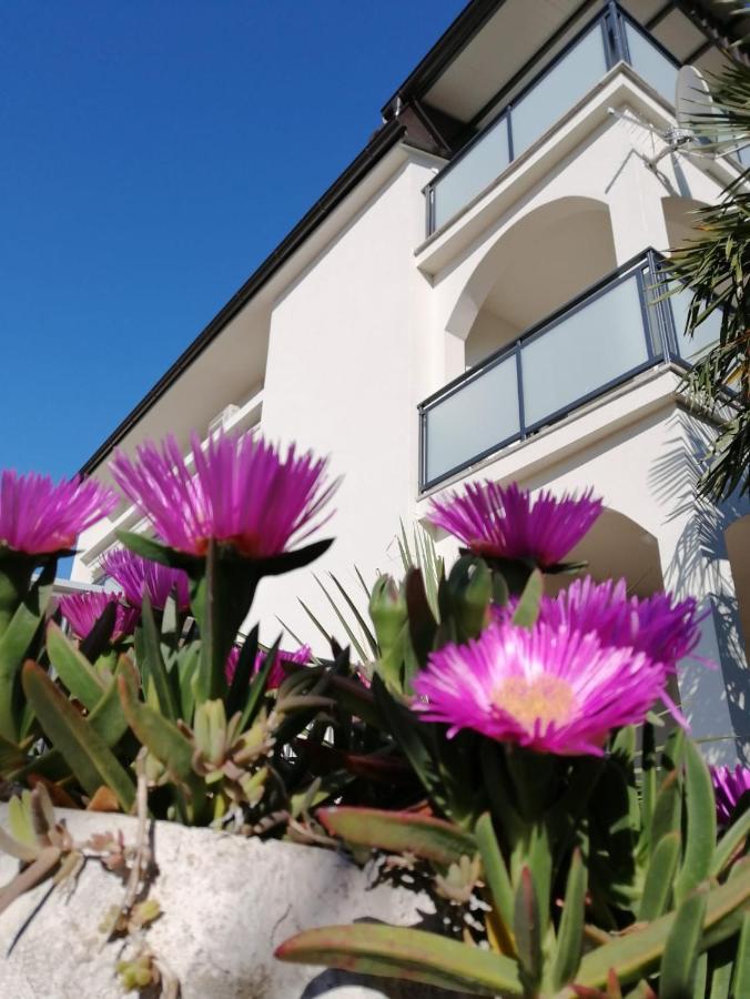Lovely Sea View House In Malinska Island Krk Bagian luar foto