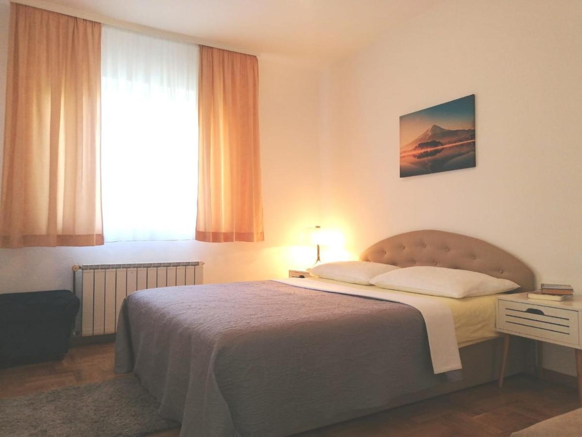Lovely Sea View House In Malinska Island Krk Bagian luar foto