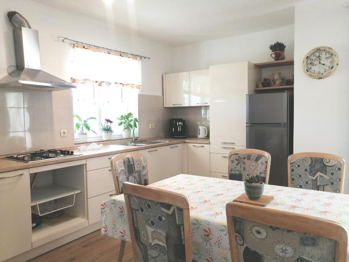 Lovely Sea View House In Malinska Island Krk Bagian luar foto